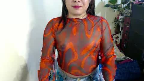 Snapshot of sweet_kendallxxxx chatting on February 20, 2:24 pm Nicahhh online show from February 20, 2:24 pm