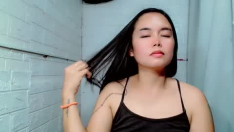 LAIKA online show from August 3, 1:18 am