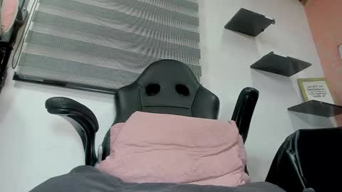 Alejandra  online show from January 18, 9:24 am