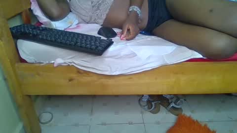 sweetie online show from February 25, 7:31 am