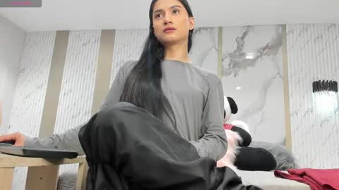 sweet_mafee online show from February 22, 4:42 pm