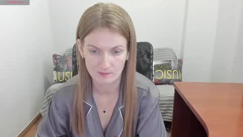 Mila online show from July 7, 5:50 pm