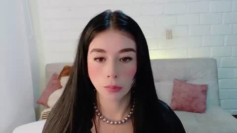 Sweet  Mia online show from July 3, 5:07 pm