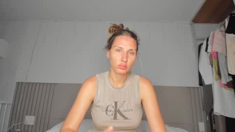 Sofi online show from March 1, 4:17 am