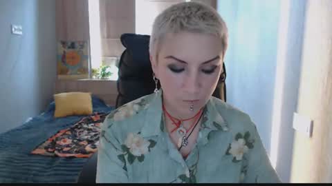 sweet_n_strong online show from June 12, 11:20 am