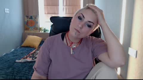sweet_n_strong online show from June 13, 11:20 am