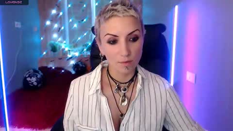 sweet_n_strong online show from November 7, 1:13 pm