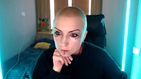 sweet_n_strong online show from April 28, 5:34 am