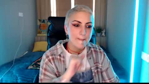 sweet_n_strong online show from June 4, 10:54 am