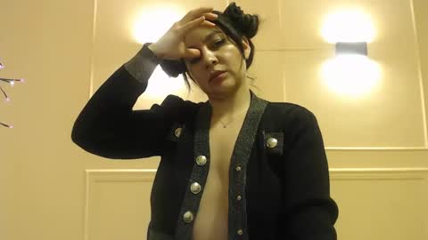 Snapshot of sweet_of_venus chatting on February 19, 5:27 am My name is Catalina. Please say hello I like to chat with you. If you have requests please use tip online show from February 19, 5:27 am