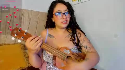 Cristina online show from June 18, 3:50 pm