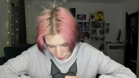 kira online show from January 16, 8:29 pm