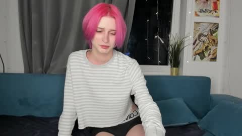 Snapshot of sweet_peach__ chatting on October 3, 11:13 pm kira online show from October 3, 11:13 pm