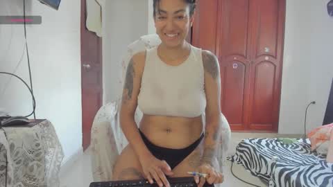sweet_robyn online show from October 28, 9:16 pm