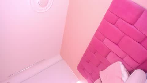 sweet_stacie online show from February 26, 5:10 pm