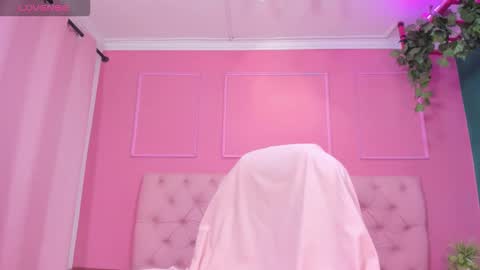 Yeileen online show from January 31, 8:17 pm