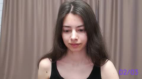 Snapshot of sweet_sweet_angel chatting on March 2, 8:59 am Angel online show from March 2, 8:59 am