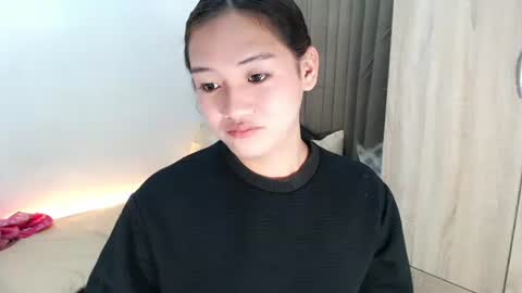 Snapshot of sweet_tenshi chatting on September 21, 2:43 pm tenshi online show from September 21, 2:43 pm