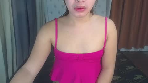 sweet_trexie online show from June 16, 1:42 am