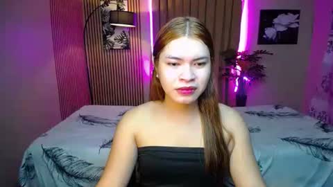 Snapshot of sweet_trexie chatting on October 19, 8:52 am sweet_trexie online show from October 19, 8:52 am
