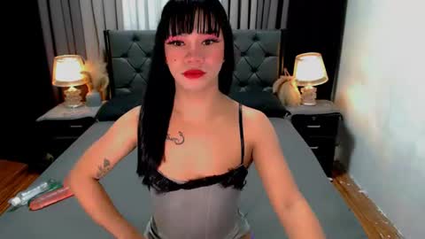 bea takashi  online show from June 27, 9:48 am