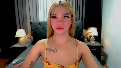 bea takashi  online show from April 22, 9:49 am