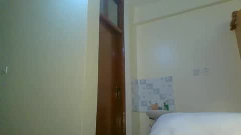 Snapshot of sweetass_02 chatting on September 24, 8:10 am bianca online show from September 24, 8:10 am