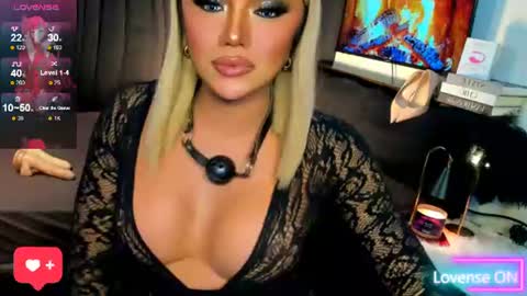 BELLA online show from July 10, 2:11 pm