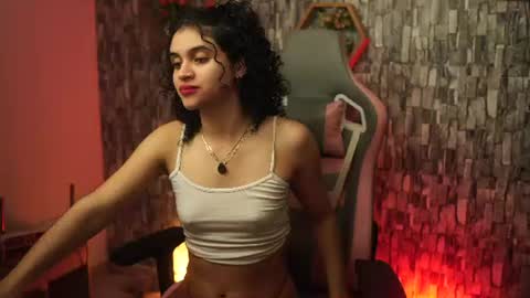 Salom independent model online show from June 25, 4:20 am