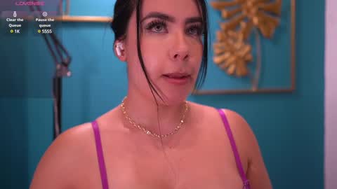 Snapshot of sweetbrenda_ chatting on March 11, 11:37 pm Brenda online show from March 11, 11:37 pm