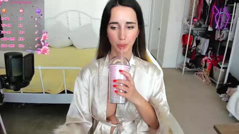 Anna online show from February 15, 6:23 pm