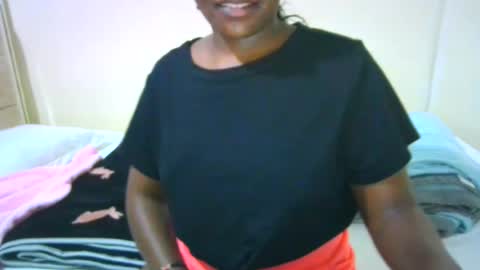 melsy online show from July 5, 5:03 am