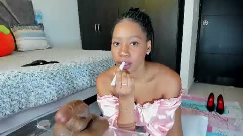 Tell me Salome  online show from June 17, 1:05 pm