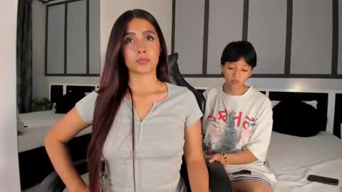 Eva Short hair girl  - Victoria Long red hair online show from October 15, 8:09 pm