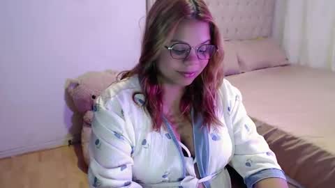 Cristal online show from November 11, 5:37 pm