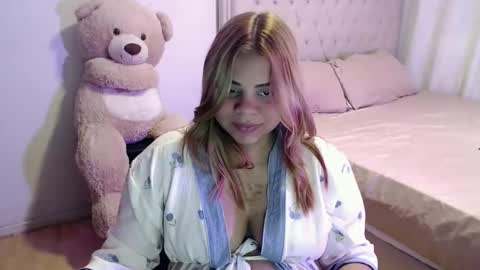Cristal online show from October 25, 6:08 pm