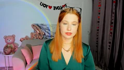 sweetdaylight online show from February 24, 8:01 pm