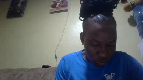 sweetdiva2012 online show from May 10, 3:46 am