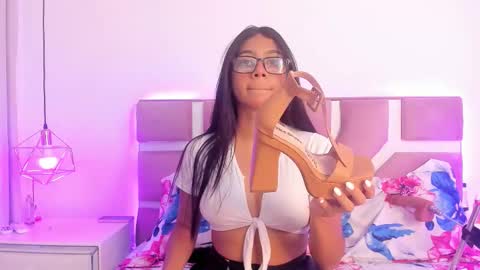 Coraline online show from November 18, 12:41 pm