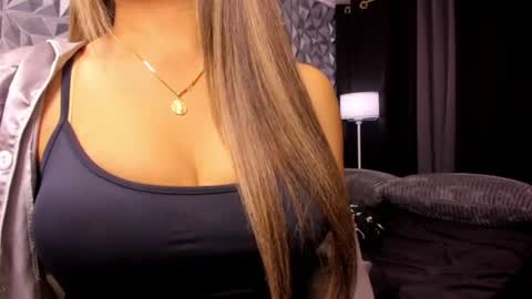 sweetest_one4 online show from July 27, 4:15 pm