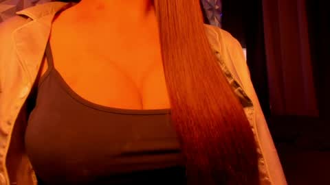 sweetest_one4 online show from April 26, 6:16 pm