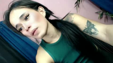 Snapshot of sweetfuckerbabyy18 chatting on October 11, 10:20 am sweetfuckerbabyy18 online show from October 11, 10:20 am