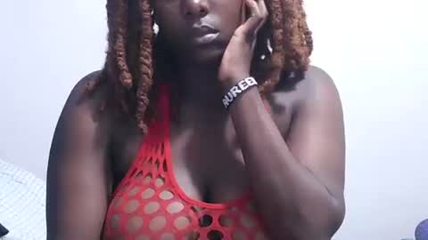 sweetgal11 online show from October 3, 7:11 pm