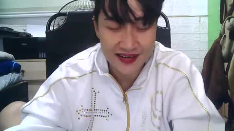 Jean online show from December 16, 4:27 pm