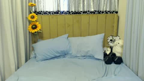 sweetgirl_daphne online show from June 25, 2:52 am