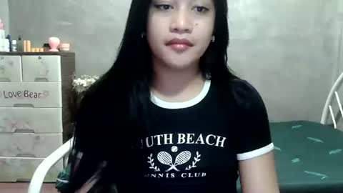 sweetgirly_jessa online show from June 21, 11:33 pm