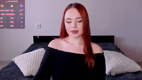 Hannah online show from December 6, 12:00 pm