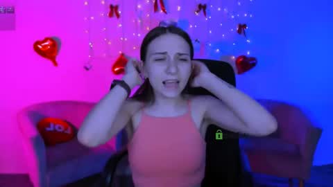 Chloe online show from April 23, 12:29 pm