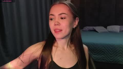 sweetieee_kira online show from May 3, 3:01 am