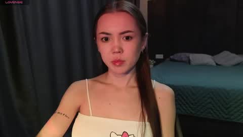 sweetieee_kira online show from April 29, 3:11 am
